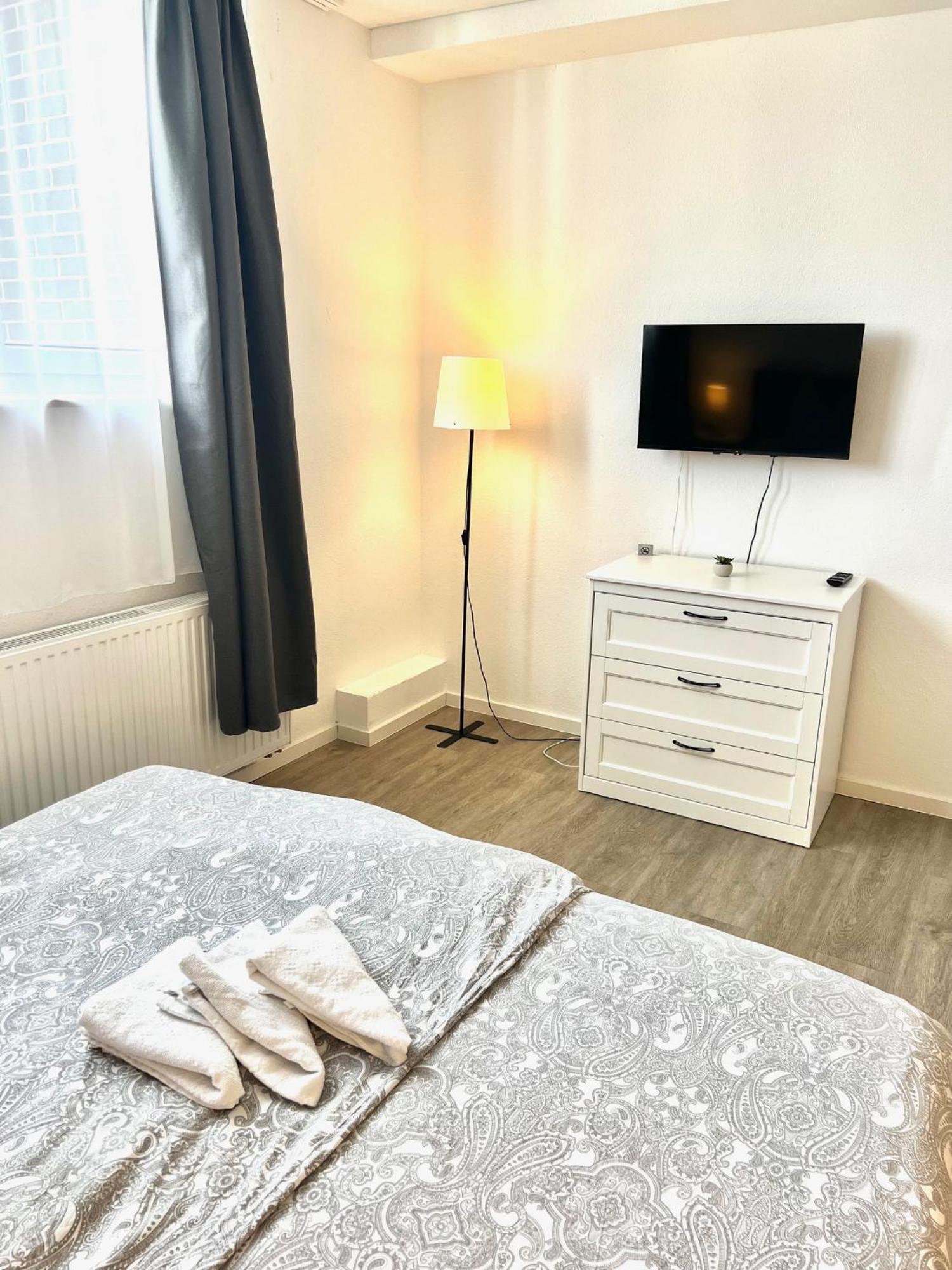 City Appartement Kueche,Bad, Parken Im Zentrum Von رافنسبرغ الغرفة الصورة